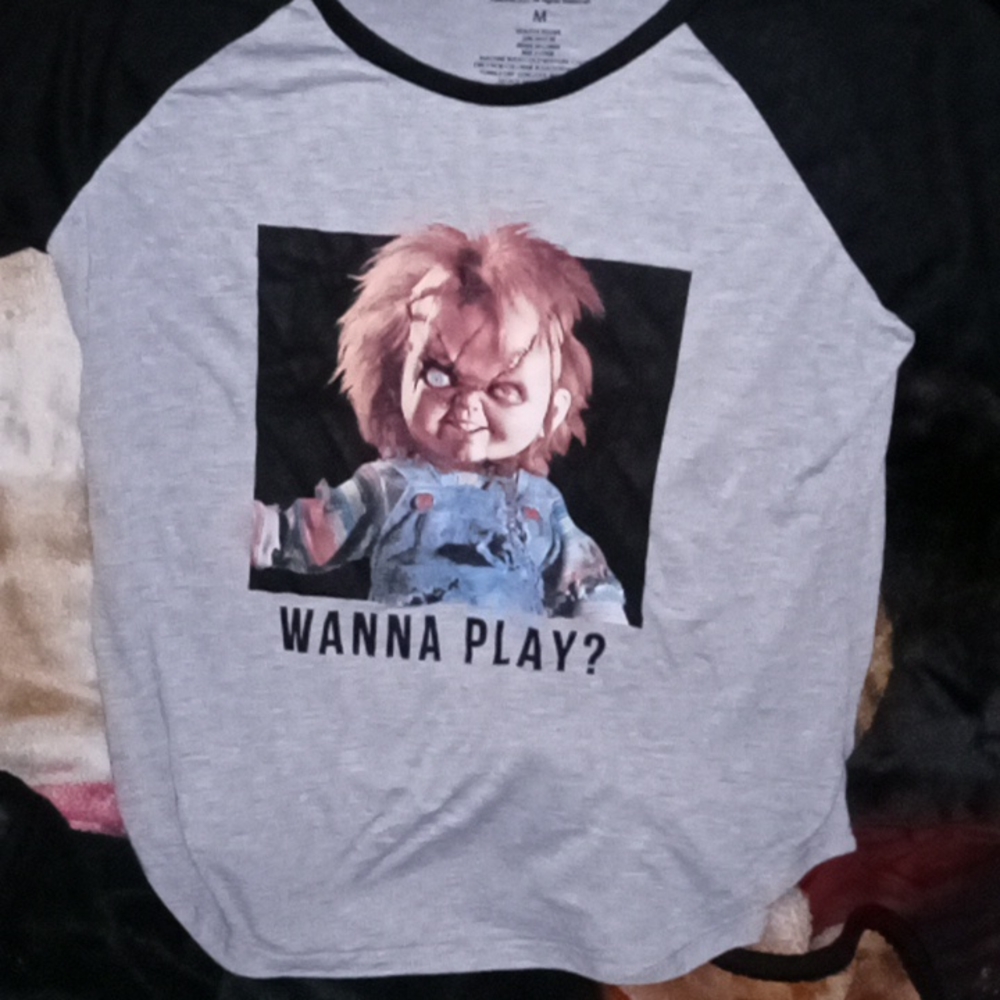 Junior's Raglan Long Sleeve Tee